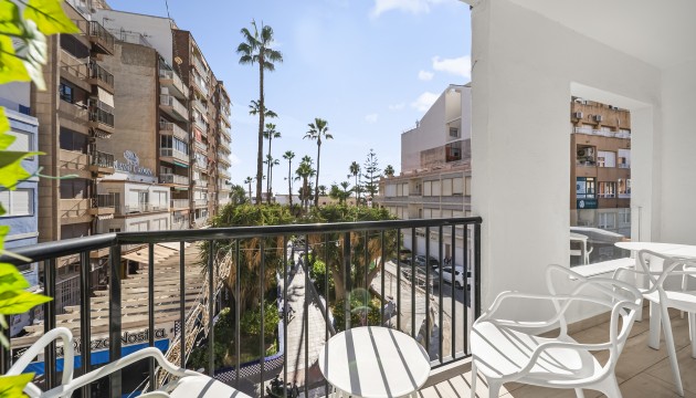 Apartamento - Reventa - Torrevieja - Puerto