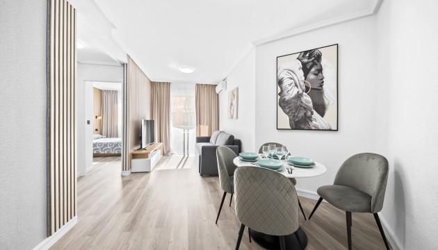 Apartamento - Wiederverkauf - Torrevieja - Centro