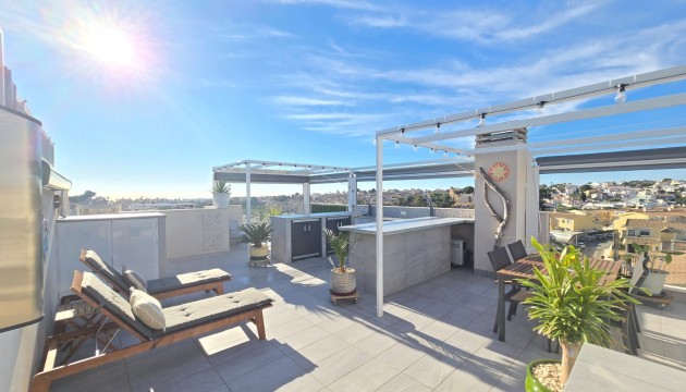 Apartment / Flat * - Herverkoop - Orihuela Costa * - Villamartín *