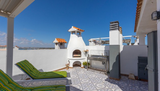 Apartment - Flat - Resale - La Mata - La Mata