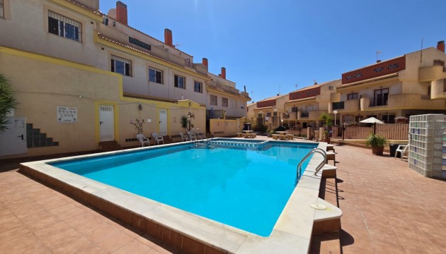 Apartment / flat - Resale - Orihuela Costa - La Zenia