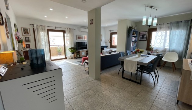 Apartment - Penthouse - Wiederverkauf - Almoradí -
                centro