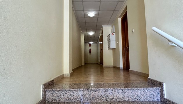 Apartment - Resale - Jacarilla - pueblo