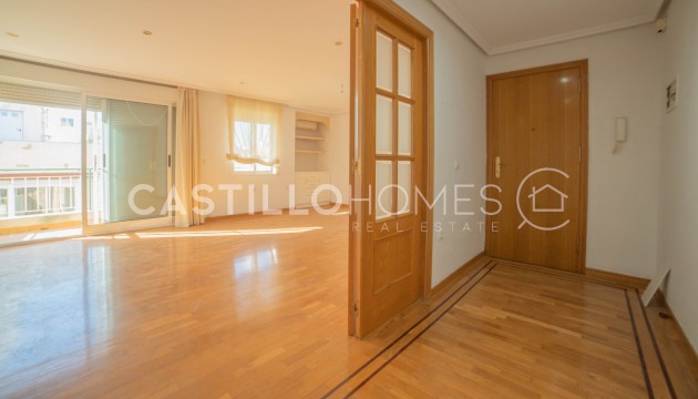 Apartment - Revente - Torrevieja - Centro