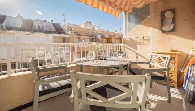 Apartment - Revente - Torrevieja -
                Centro