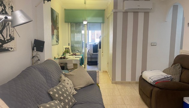 Apartment - Wiederverkauf - Elche - La Marina