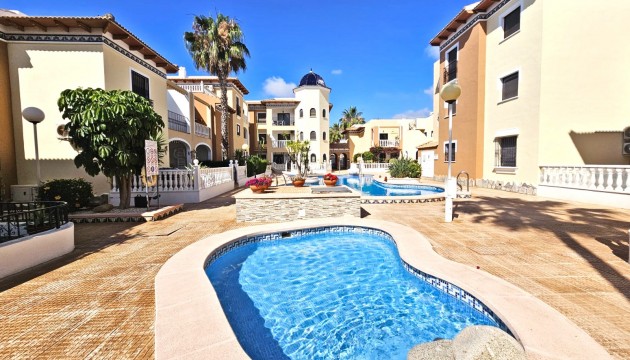 Apartment - Wiederverkauf - Los Alcazares - Los Alcázares