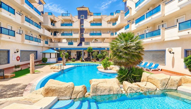 Apartment - Wiederverkauf - Orihuela Costa - La Regia