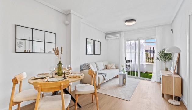 Apartment - Wiederverkauf - Orihuela Costa - Playa Flamenca
