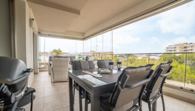 Apartment - Wiederverkauf - Orihuela Costa - Villamartín