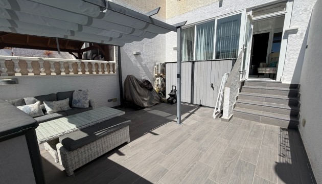 Apartment - Wiederverkauf - Orihuela - Entre Naranjos Vistabella