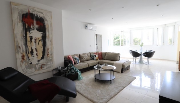 Apartment - Wiederverkauf - Torrevieja - Centro