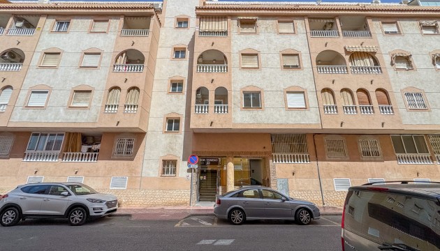 Apartment - Wiederverkauf - Torrevieja - El Molino