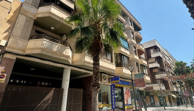 Apartment - Wiederverkauf - Torrevieja - Torrevieja