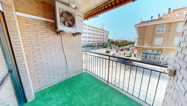 Appartement - Herverkoop - Los Narejos -
                Los Narejos