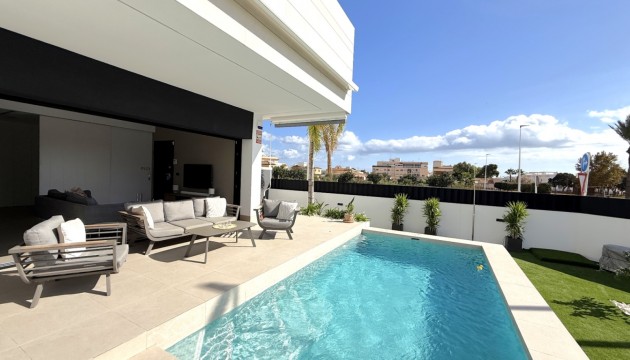 Appartement - Herverkoop - Pilar de la Horadada - Costa Blanca