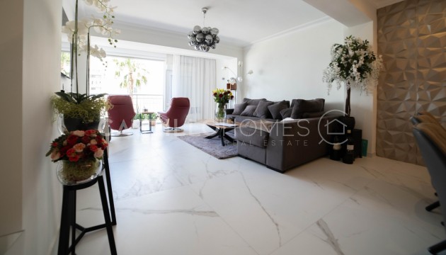 Appartement - Herverkoop - Torrevieja - CAS-82511