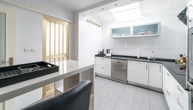 Appartement - Herverkoop - Torrevieja - El Acequión - Los Náufragos