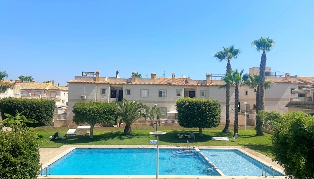 Bungalow - Herverkoop - Torrevieja - Aguas Nuevas