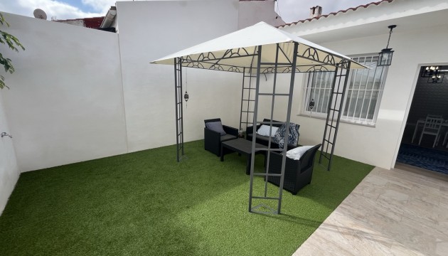 Casa de Pueblo - Resale - Torrevieja - Torreta - Florida