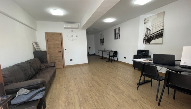 Commerciële unit - Herverkoop - Guardamar del Segura - Comunidad Valenciana