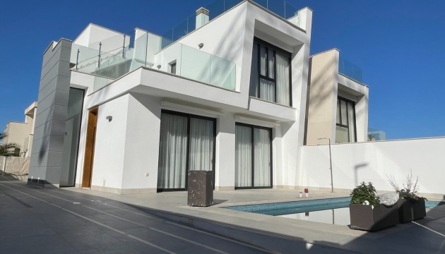 Detached House / Villa - Wiederverkauf - Benijofar - Benijofar