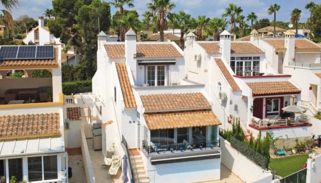 Detached Villa - Herverkoop - Orihuela Costa - Villamartín