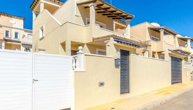 Detached Villa - Resale - Orihuela Costa - Villamartín