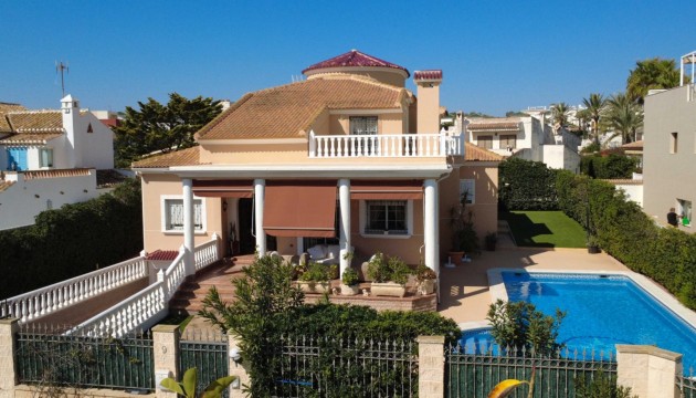 Detached Villa - Reventa - Torrevieja - Torrelamata - La Mata