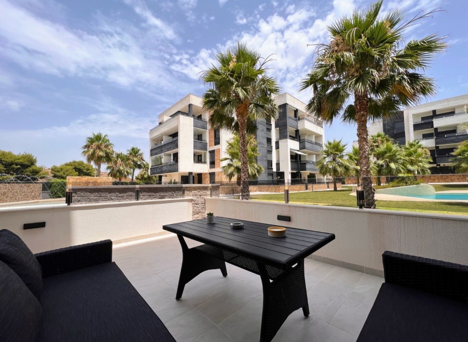 Herverkoop - 1. Apartment / flat -
Torrevieja - Costa Blanca South