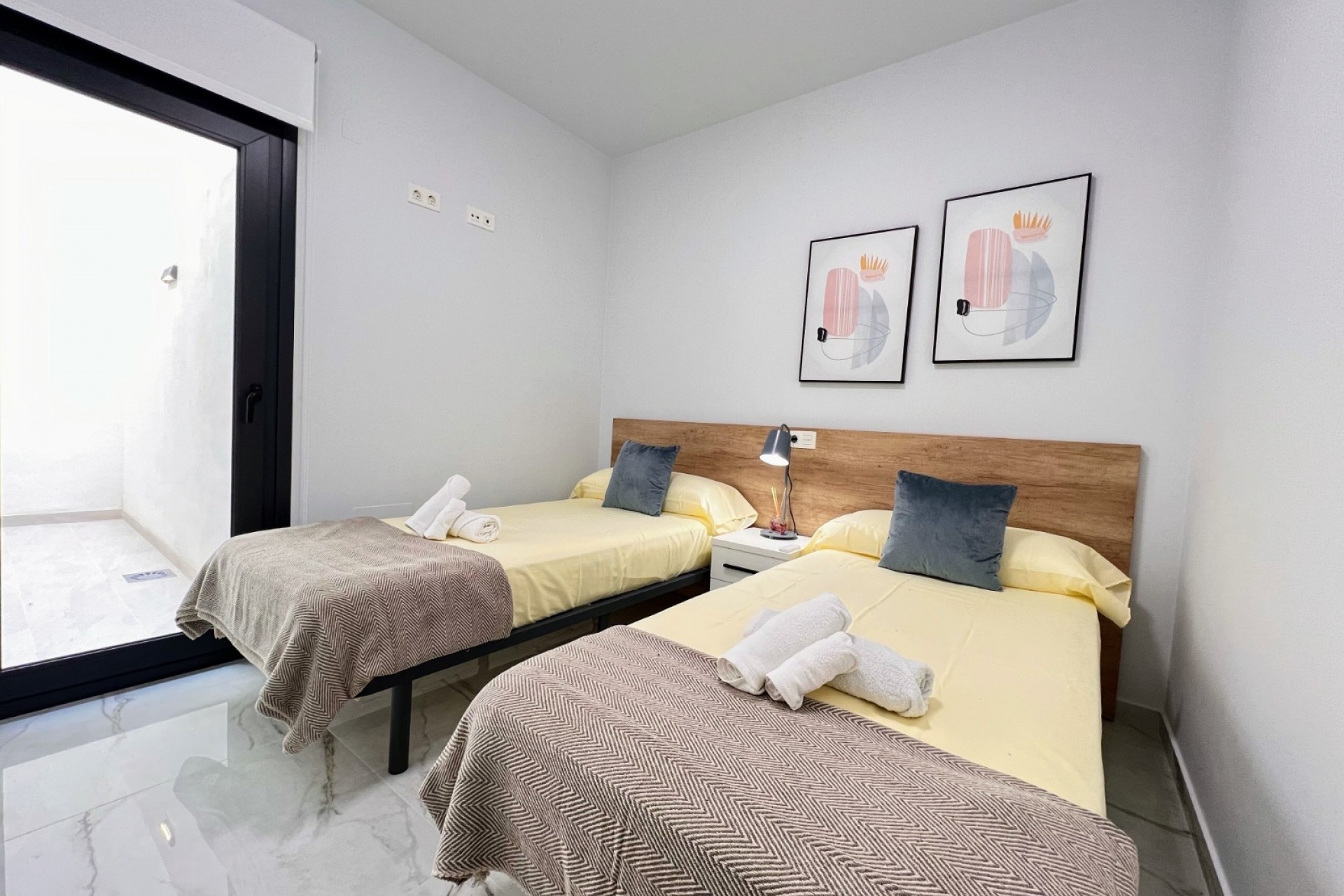 Herverkoop - 1. Apartment / flat -
Torrevieja - Costa Blanca South