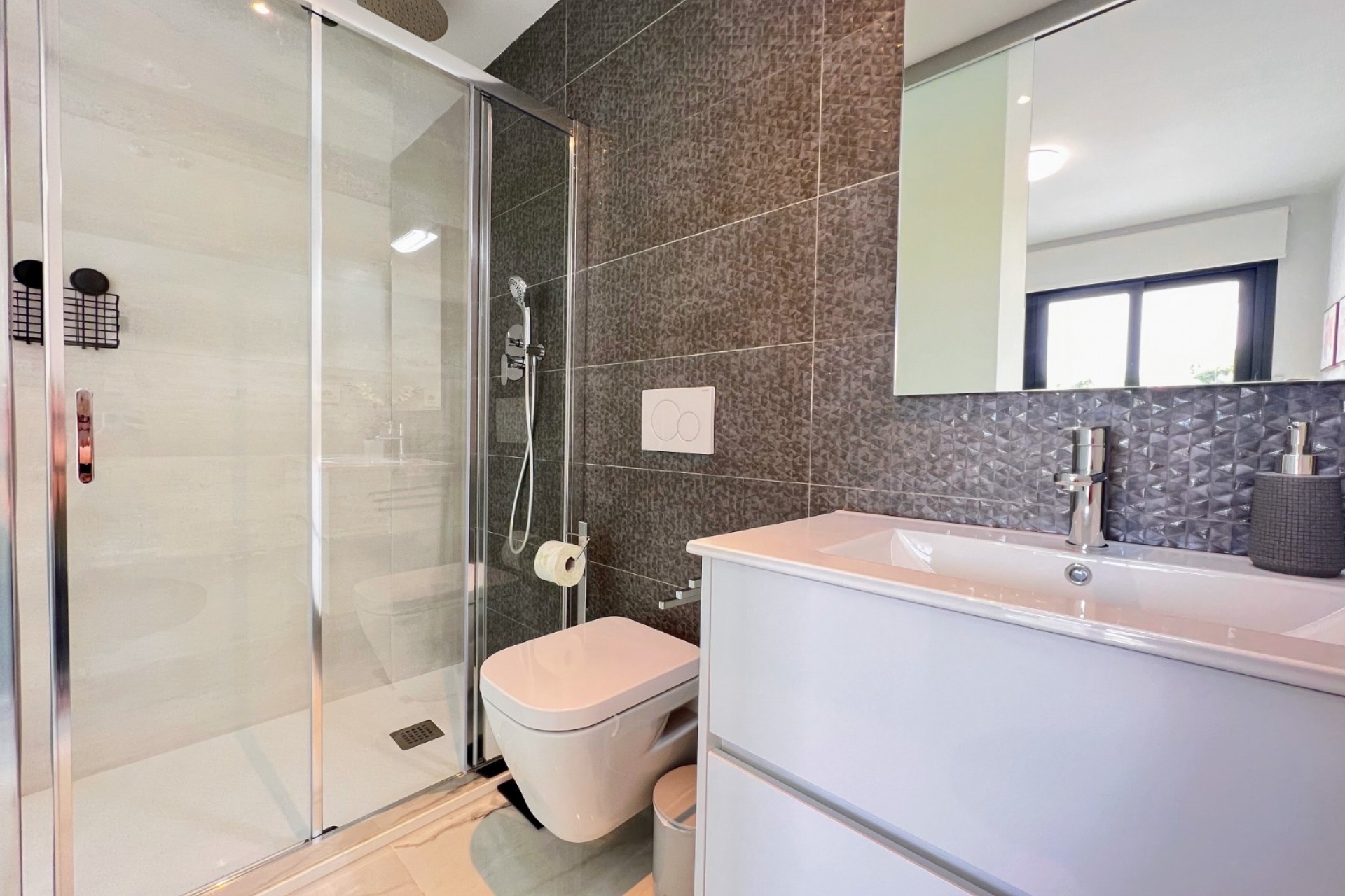 Herverkoop - 1. Apartment / flat -
Torrevieja - Costa Blanca South