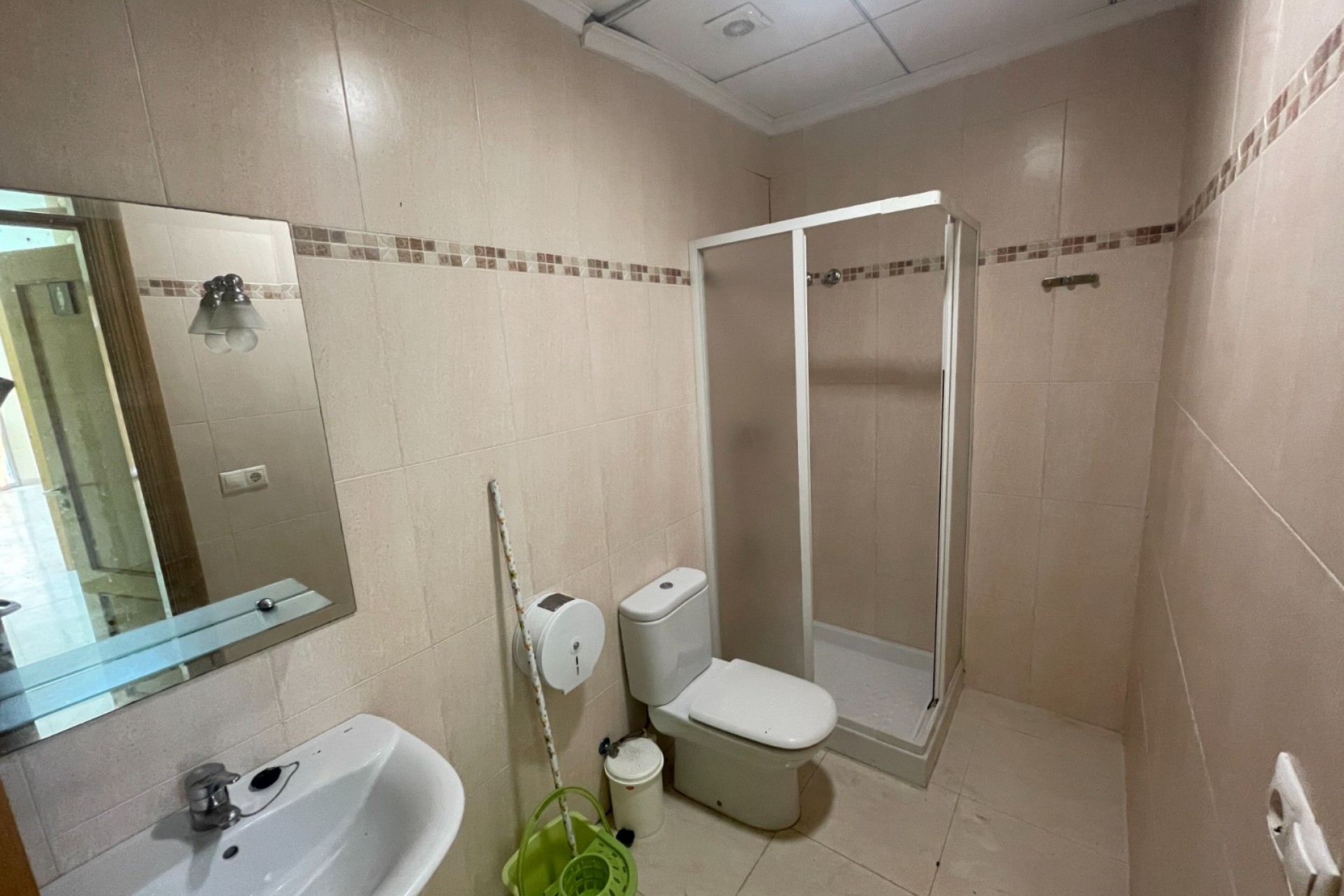 Herverkoop - 6. Commercial -
Guardamar del Segura