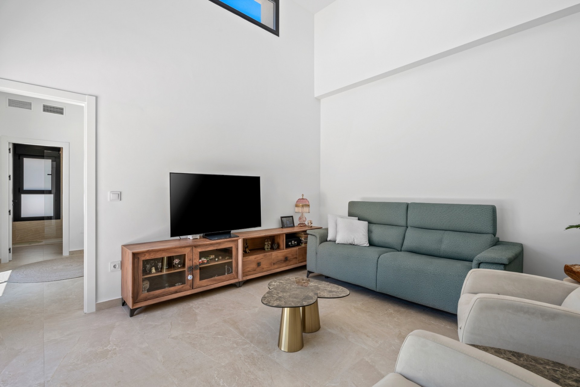 Herverkoop - 6. Detached villa -
Daya Nueva - Costa Blanca South