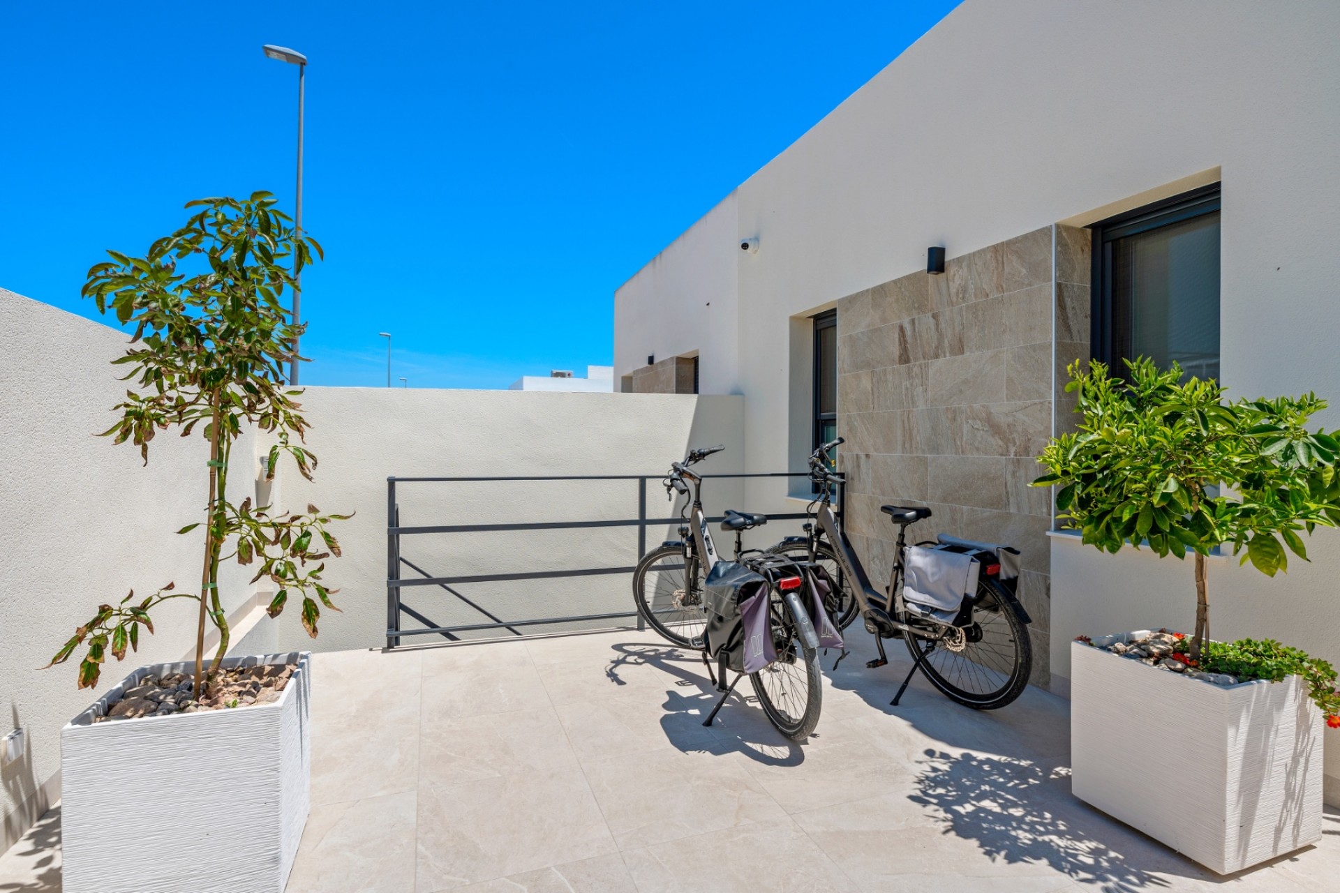 Herverkoop - 6. Detached villa -
Daya Nueva - Costa Blanca South