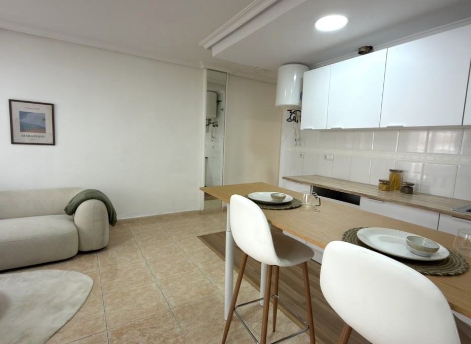 Herverkoop - Apartament / Duplex -
Torrevieja - Curva del Palangre