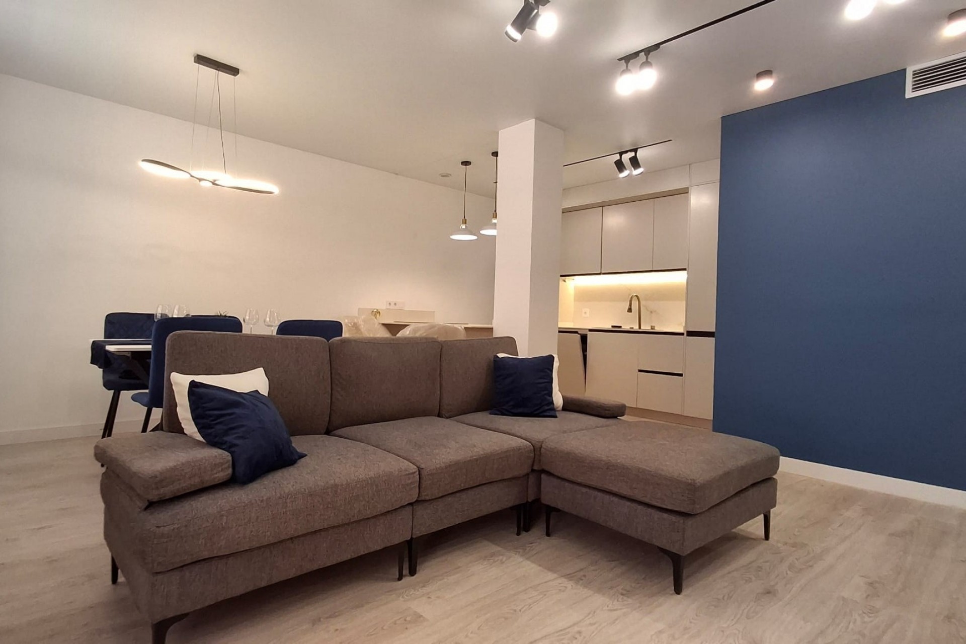 Herverkoop - Apartament / Duplex -
Torrevieja - Playa Acequion