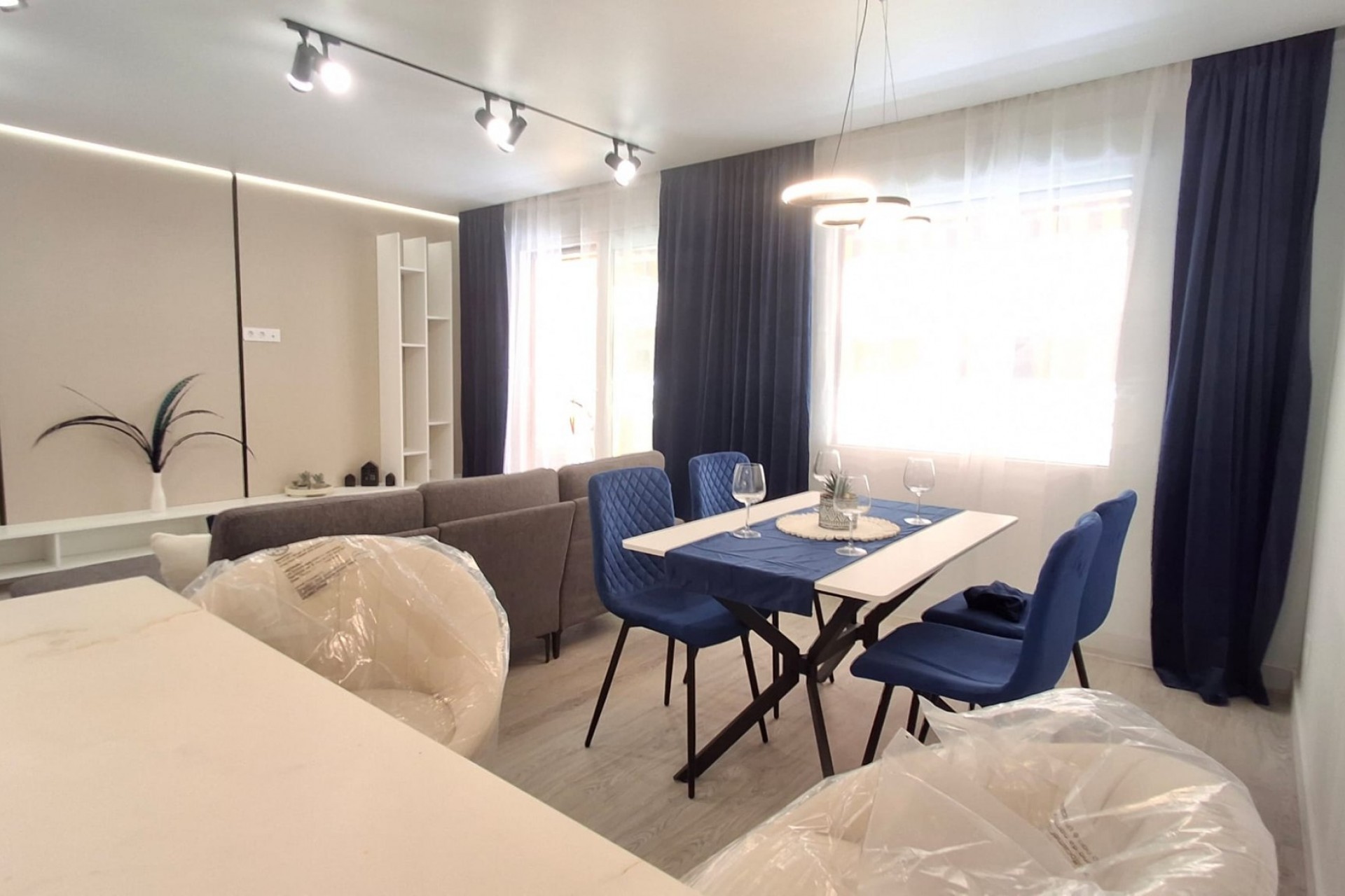 Herverkoop - Apartament / Duplex -
Torrevieja - Playa Acequion