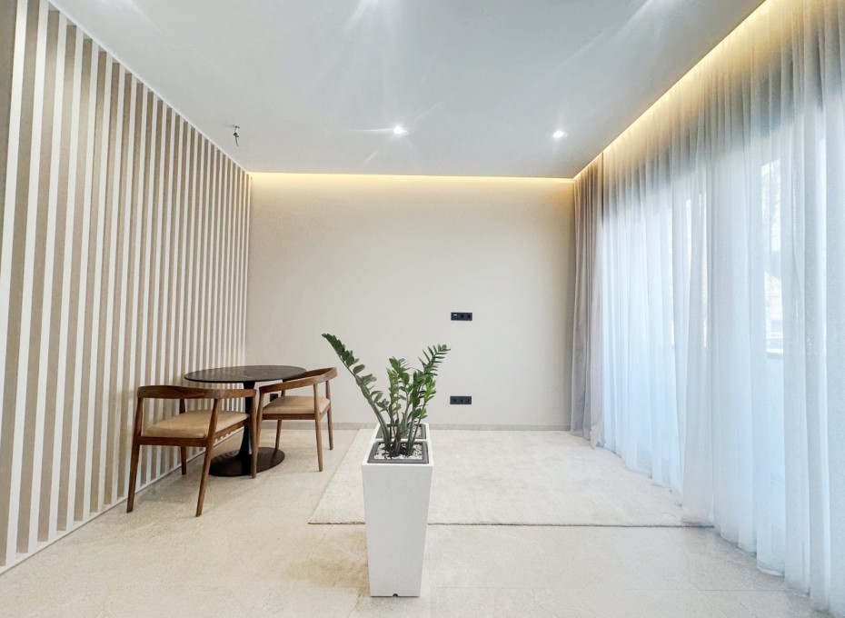 Herverkoop - Apartament / Duplex -
Torrevieja