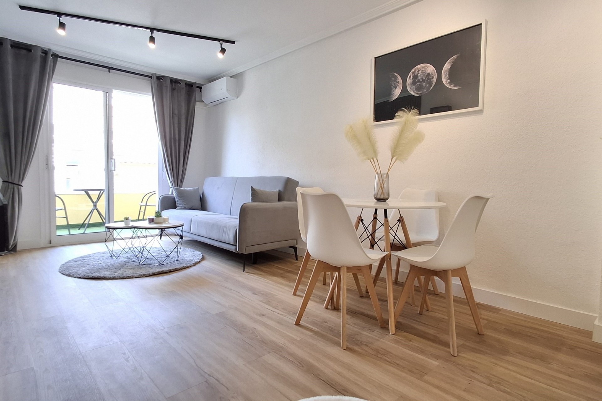 Herverkoop - Apartament / Duplex -
Torrevieja