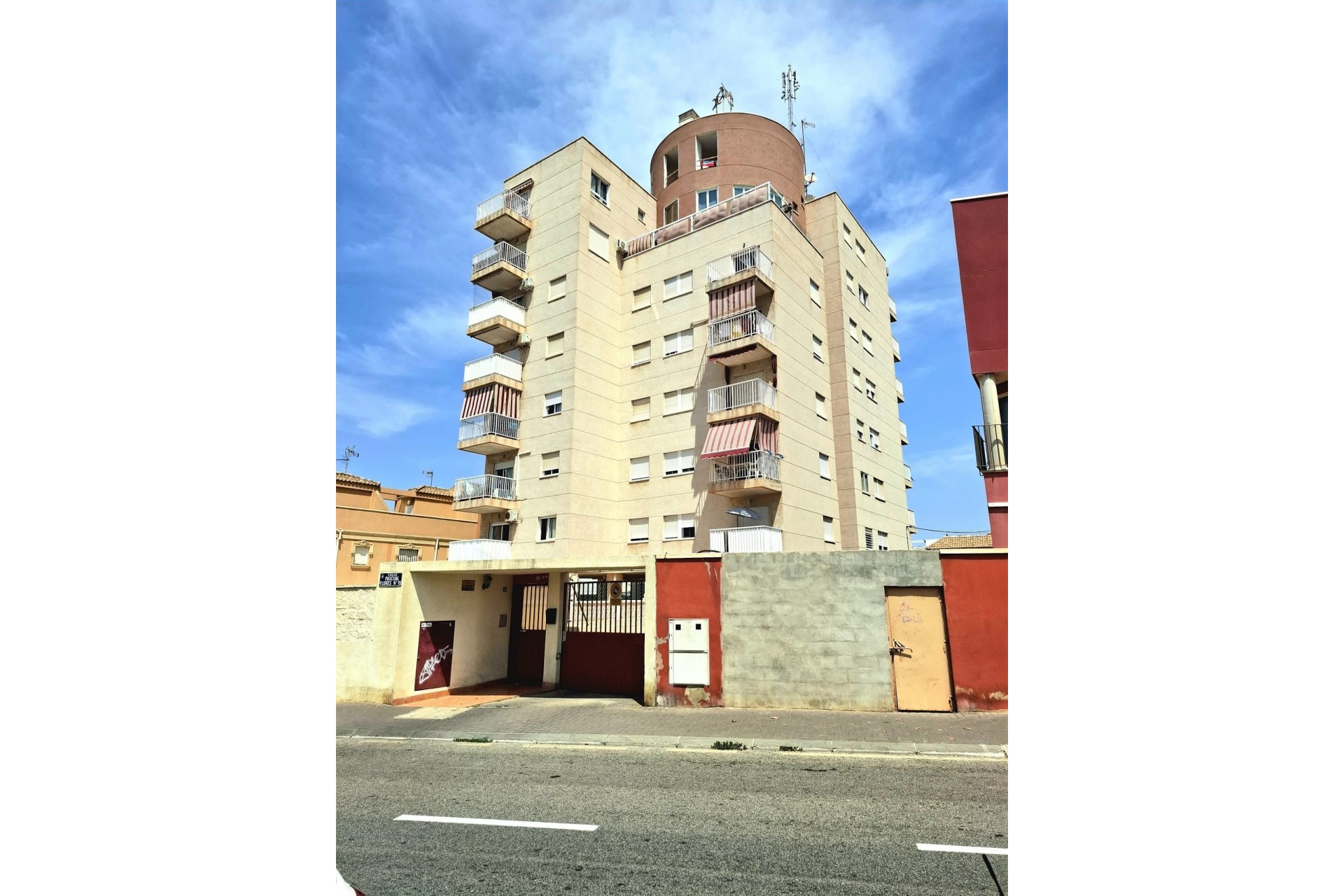 Herverkoop - Apartamento -
Torrevieja - Centro