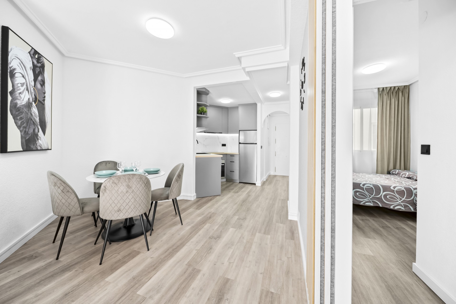 Herverkoop - Apartamento -
Torrevieja - Centro