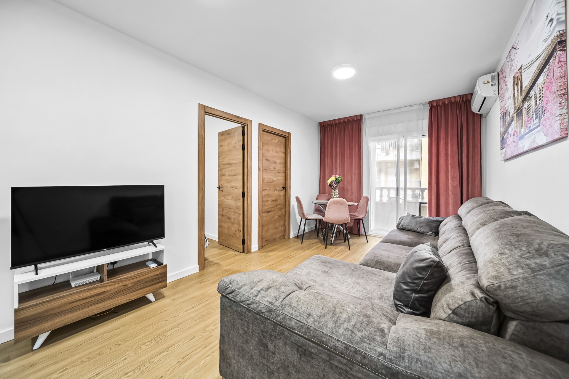 Herverkoop - Apartamento -
Torrevieja - Centro