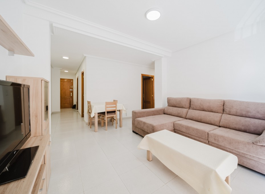 Herverkoop - Apartamento -
Torrevieja - La Mata