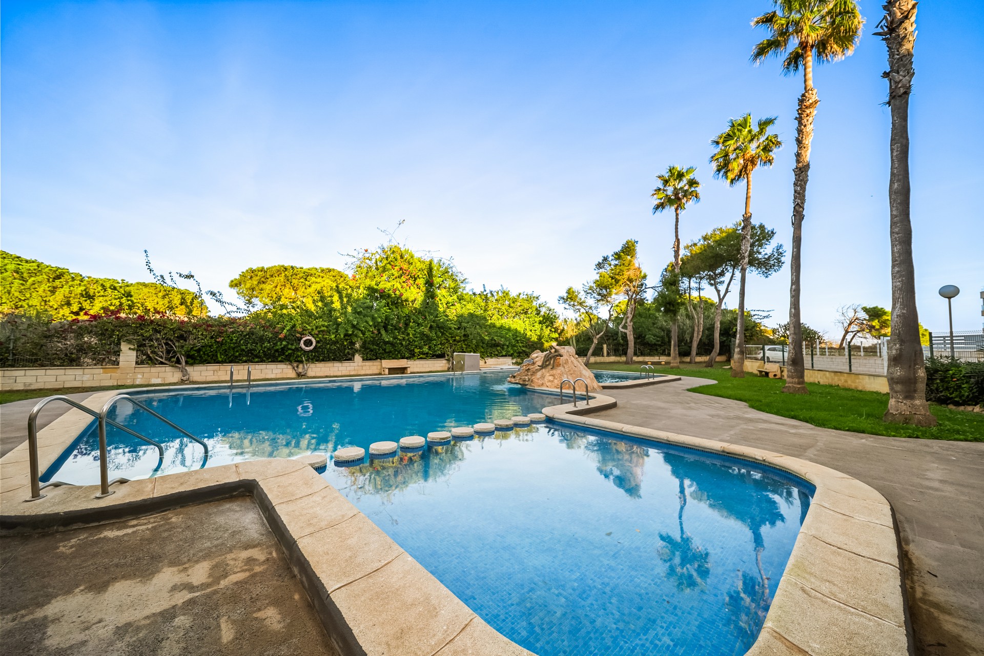 Herverkoop - Apartamento -
Torrevieja - La Mata