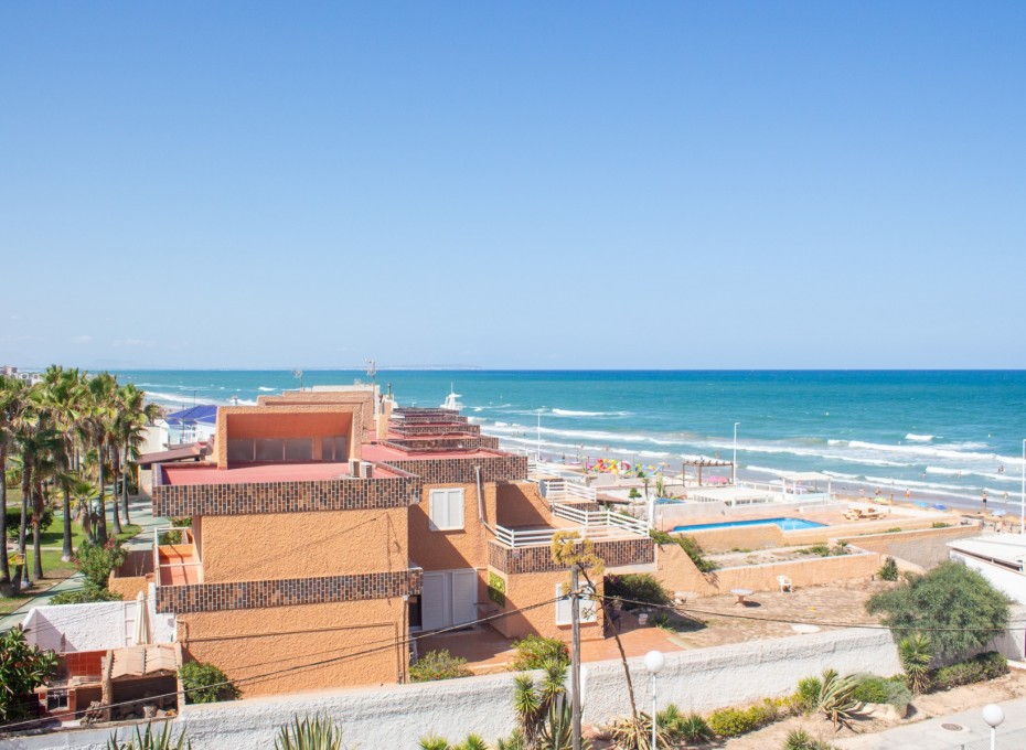 Herverkoop - Apartamento -
Torrevieja - La Mata