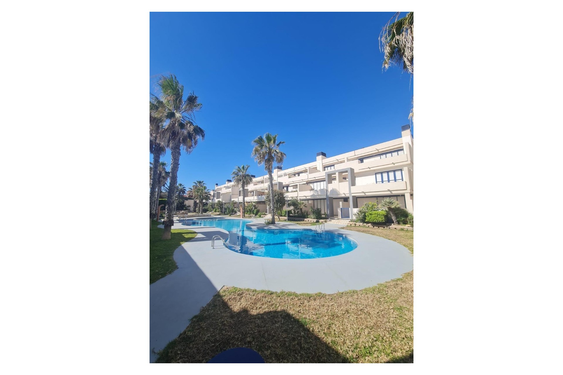 Herverkoop - Apartamento -
Torrevieja - La Mata