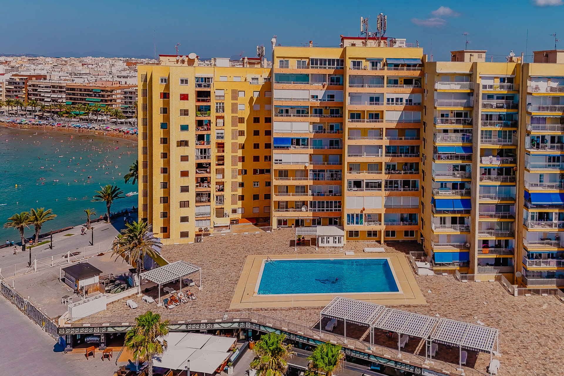 Herverkoop - Apartamento -
Torrevieja - Playa del cura