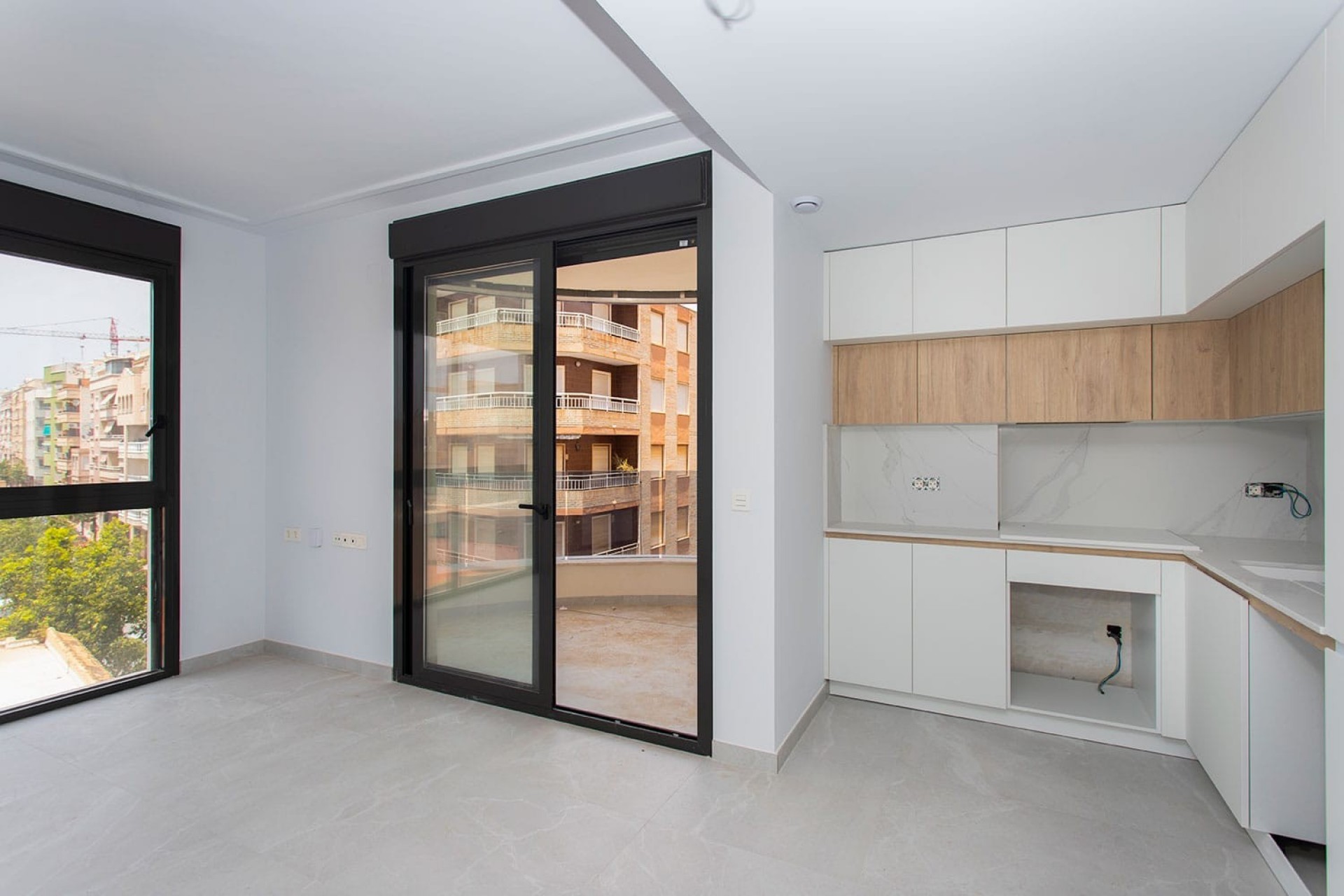 Herverkoop - Apartamento -
Torrevieja - Playa del Cura