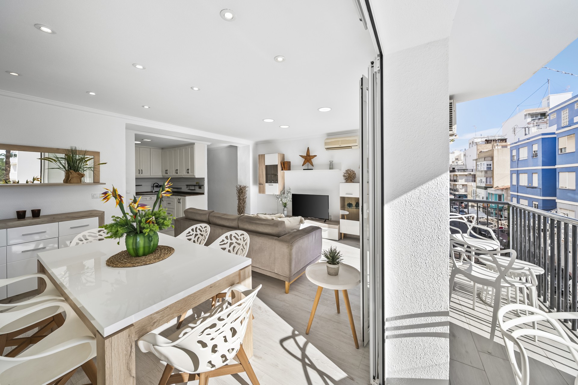 Herverkoop - Apartamento -
Torrevieja - Puerto